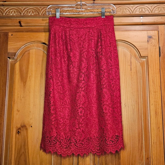 Red J Crew Knee Length Lace Pintucked Pencil Skirt Size 00 - Picture 1 of 9